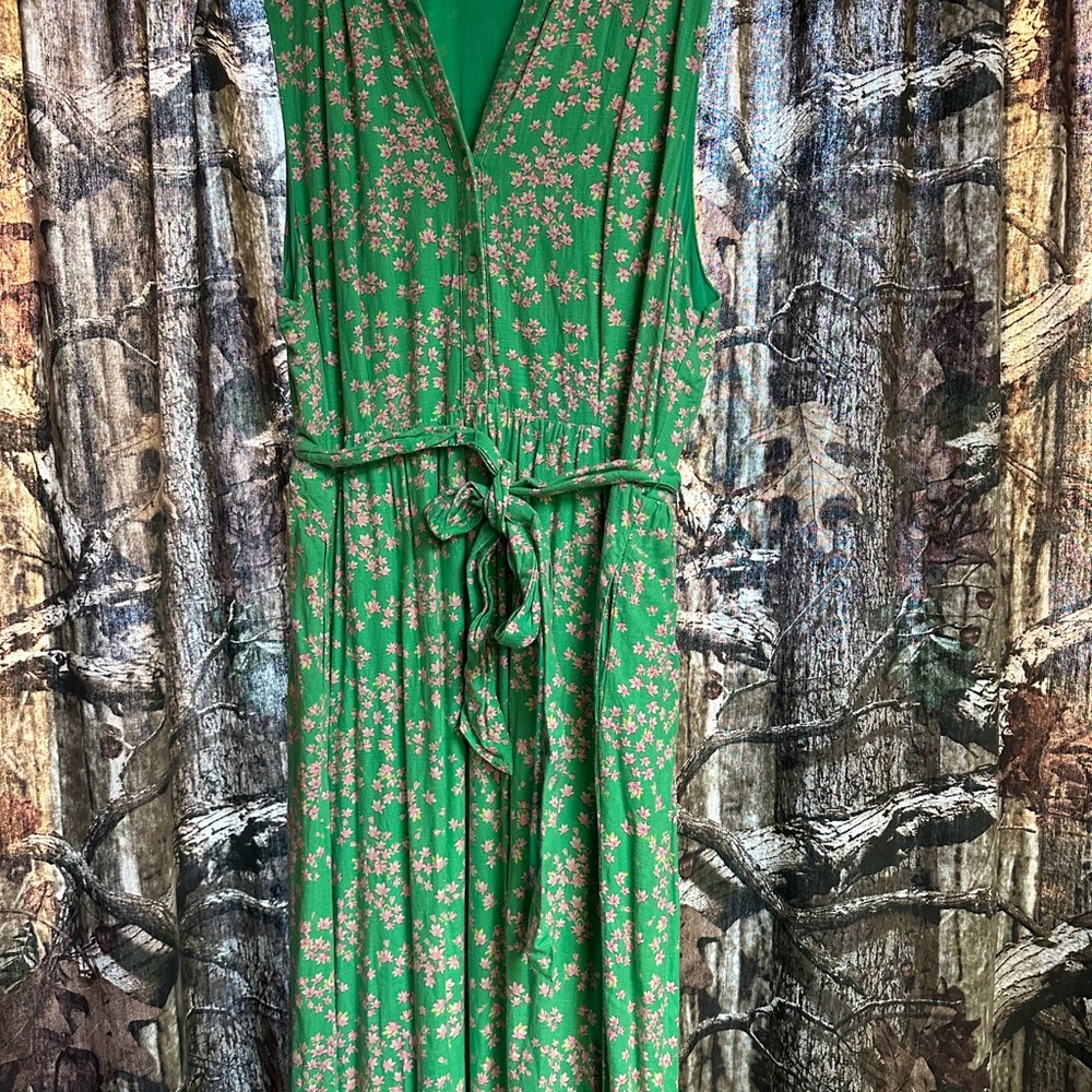 Draper James Green Floral Blouse - Picture 2 of 2